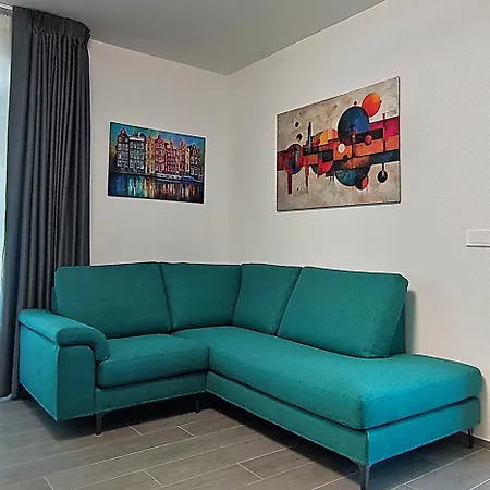 Docking Point * 밀라초